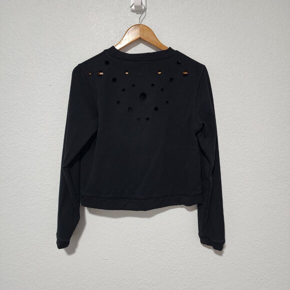 Lululemon Black Long Sleeve Space Eyelet Crew Neck Cropped Top Sweatshirt Size 6 - Picture 3 of 8